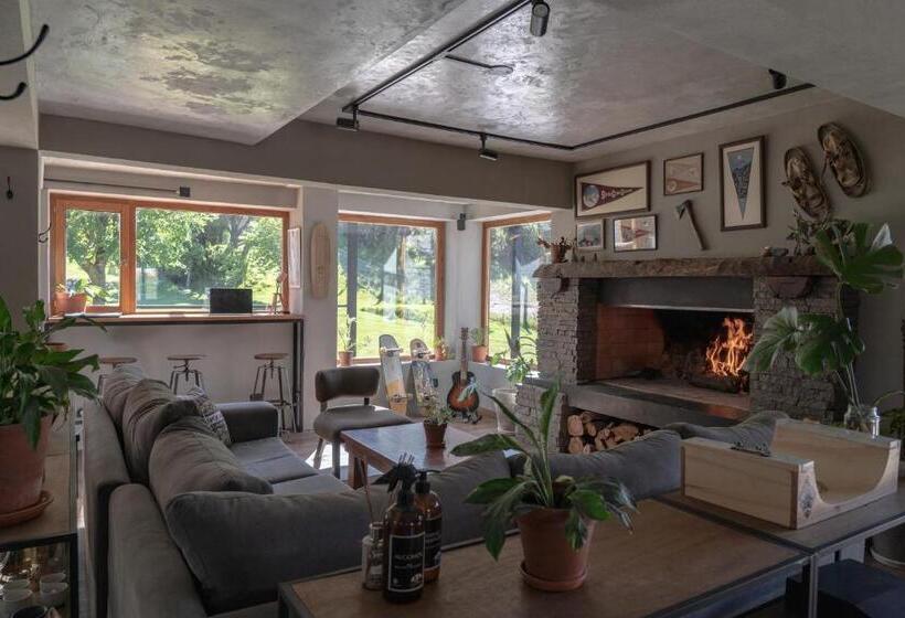 تختخواب و صبحانه La Finca Hostel De Montaña Habitación Amancay