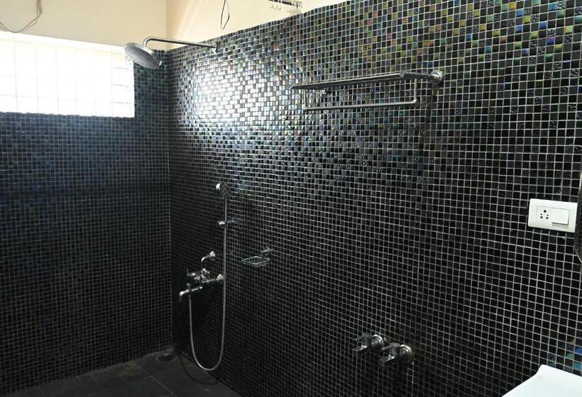 فندق Athithi Resorts