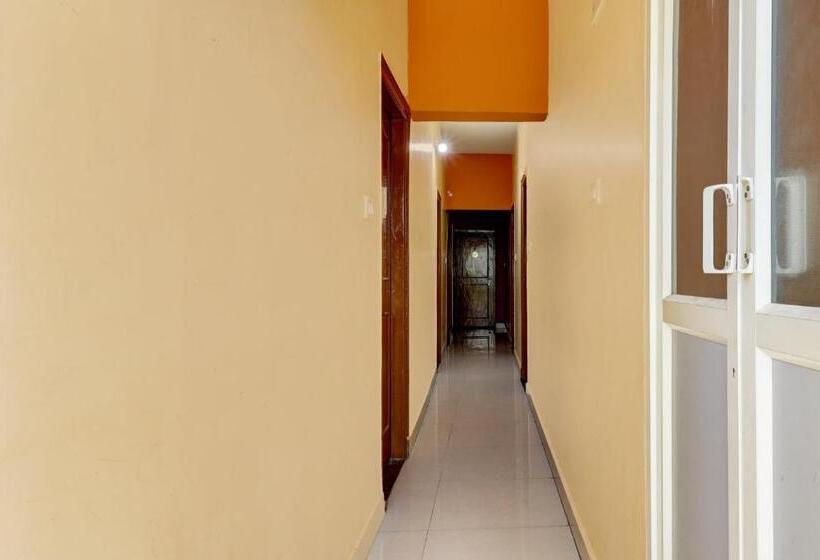 هتل Collection O Waiterly Boarding & Lodging