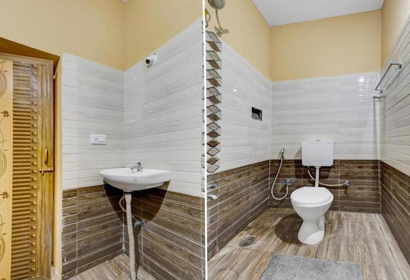 هتل Collection O Waiterly Boarding & Lodging