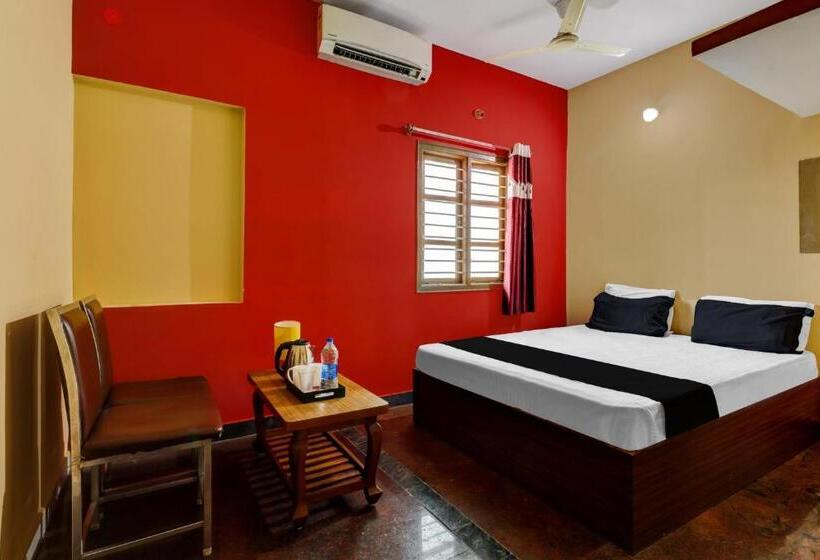 هتل Collection O Waiterly Boarding & Lodging