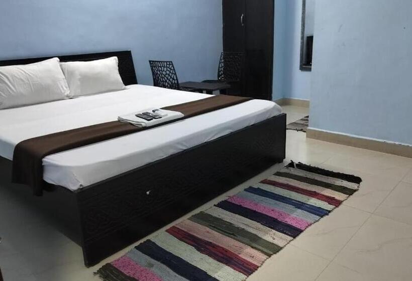 בית מלון כפרי Sunshine Beach House