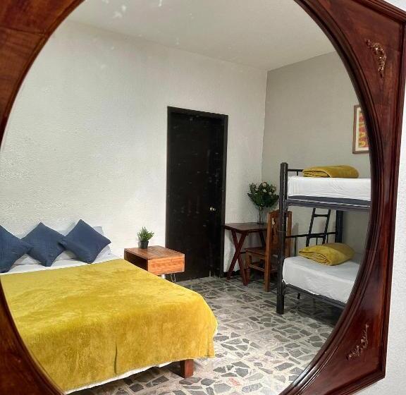 پانسیون Hostel Xitla