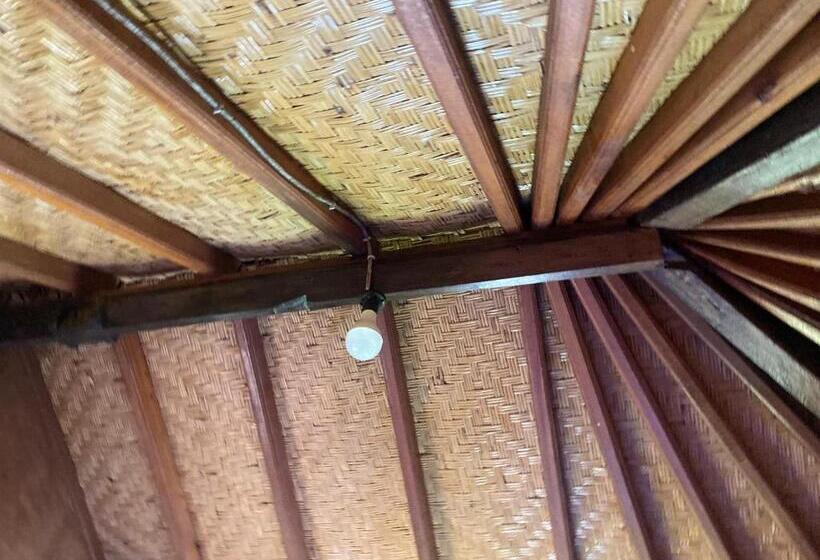 펜션 Mesari Cottage Guest House