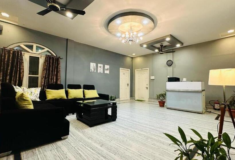 بنسيون N N Residency