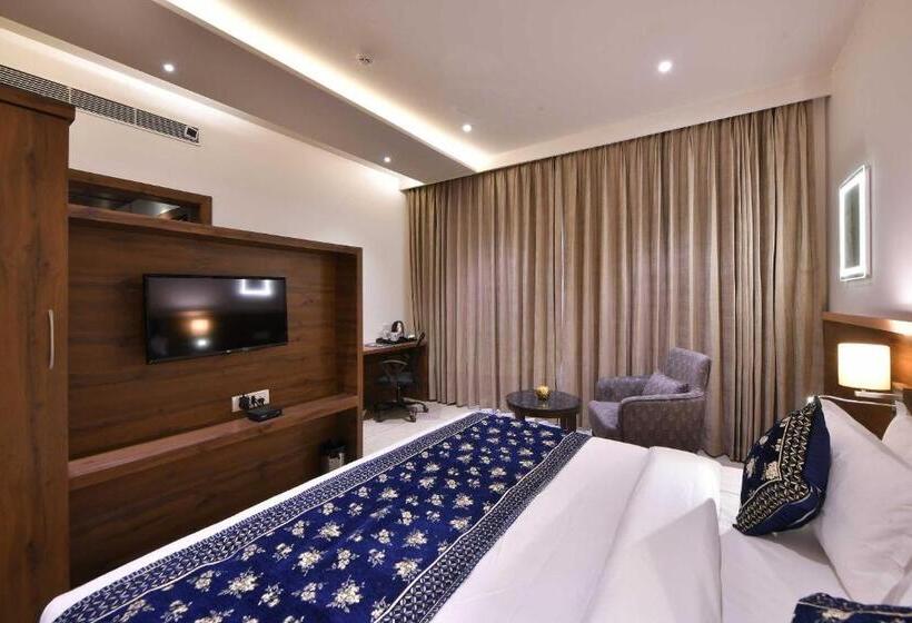 リゾートホテル Clubhouse Hotel Morbi