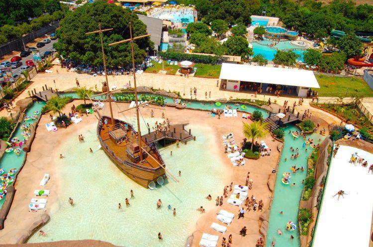 Spazzio Diroma Com Acesso Ao Acqua Park Adriele