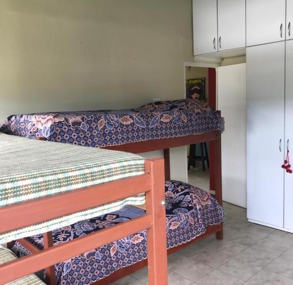 مبيت وإفطار Hostel House Casa De Los Pájaro