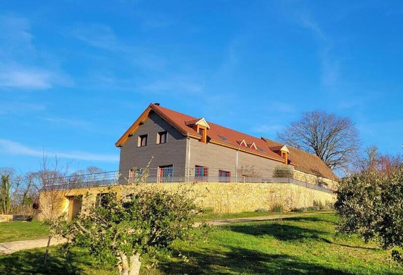 ベッドアンドブレックファースト Le Petit Nid Du Quercy