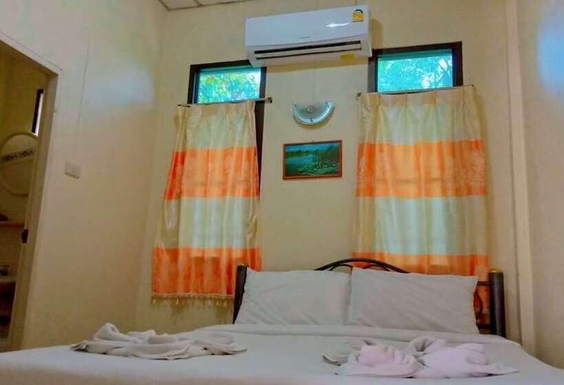 ホテル Sea View Resort Rayong