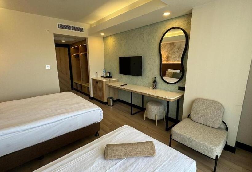 هتل Vox Maris Resort