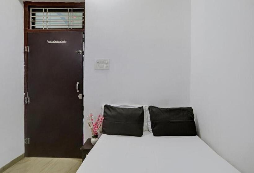 Oyo Hotel R K Shahpura