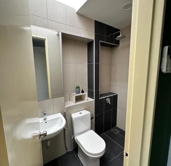 پانسیون Hygienic Cyberjaya Landed Homestay, Free Wifi, Free Parking, Self Check In