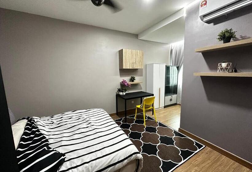 پانسیون Hygienic Cyberjaya Landed Homestay, Free Wifi, Free Parking, Self Check In