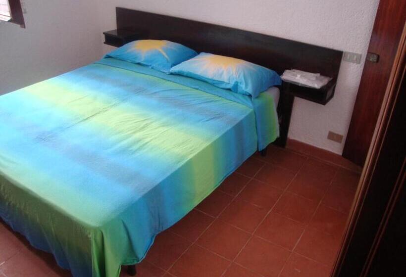 تختخواب و صبحانه Bb Lampedusa Cavaliere