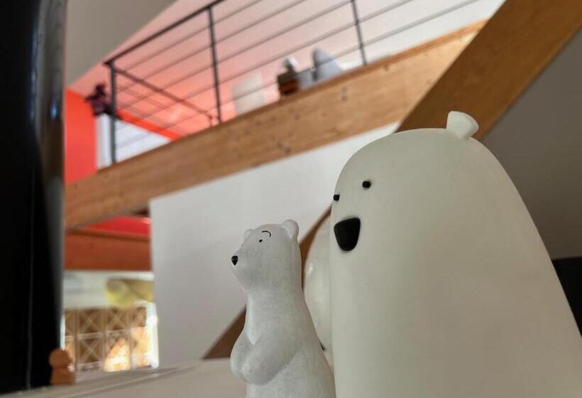 مبيت وإفطار La Patte D Ours 2
