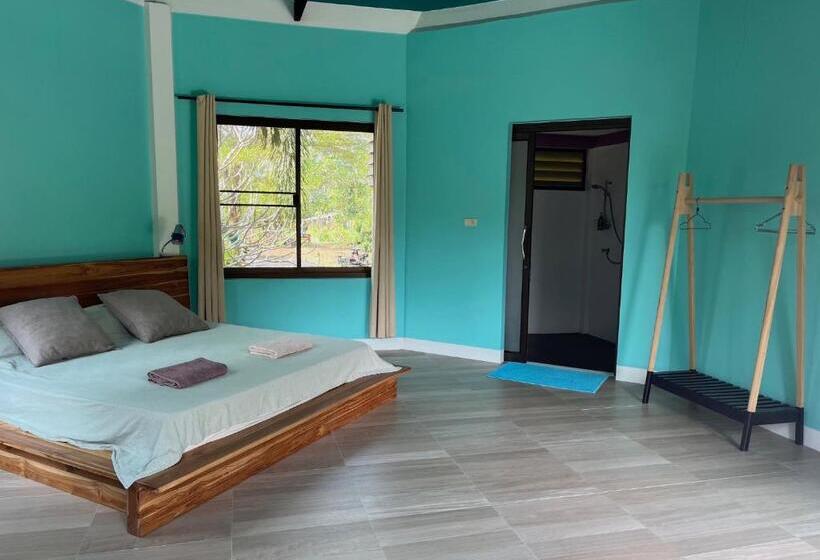 住宿加早餐  Navari Homestay
