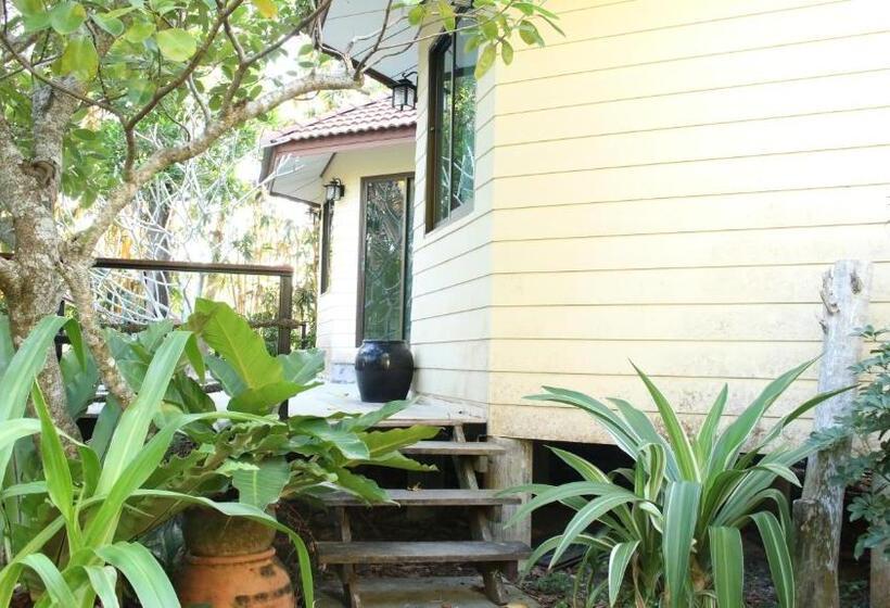 住宿加早餐  Navari Homestay