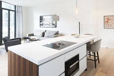 Downtown Brussels Splendor Suites
