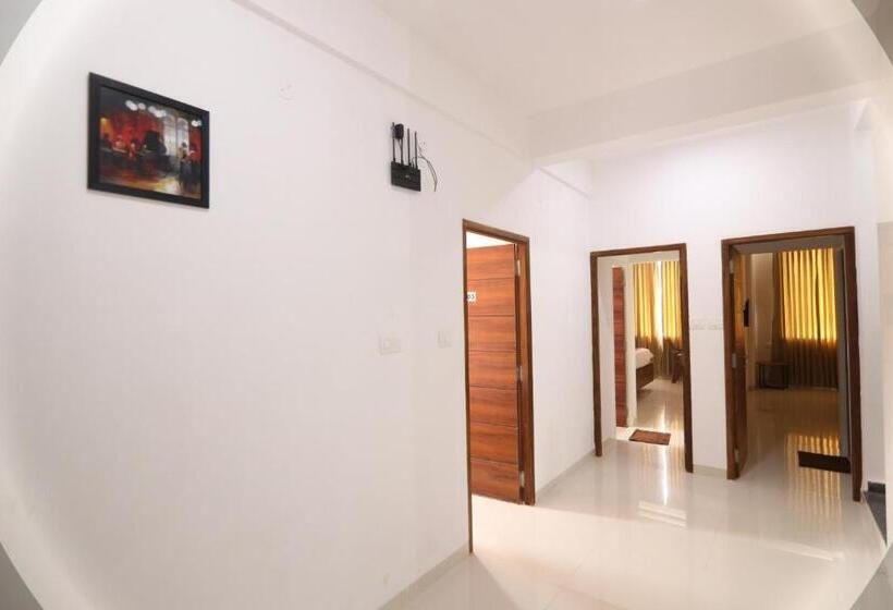 호텔 J Park Auroville Beach