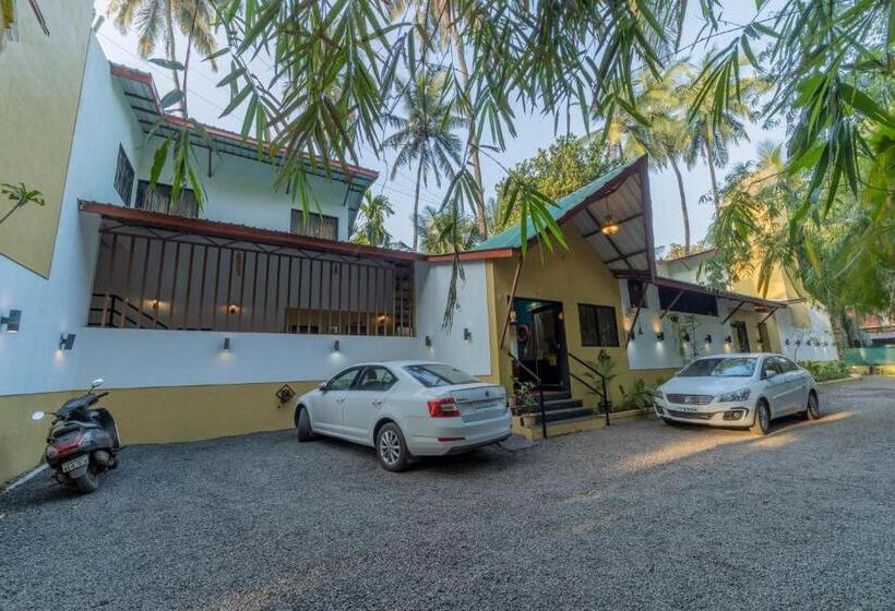 호텔 Ll Empyrean Stay Ll Coconut Beach Farm Resort Ll