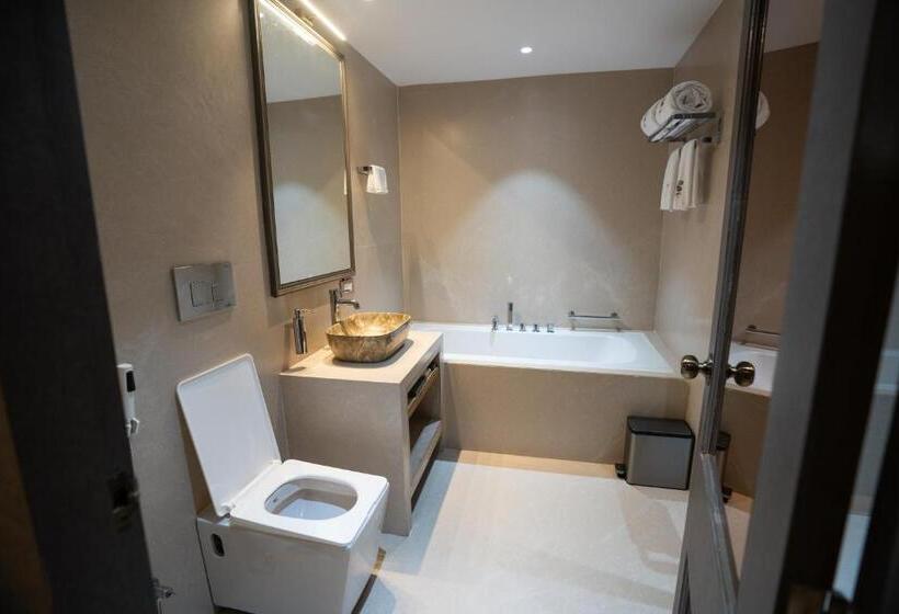 هتل Origin Boutique