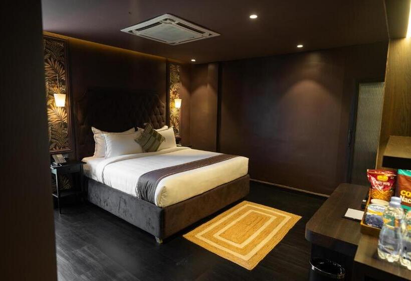 هتل Origin Boutique