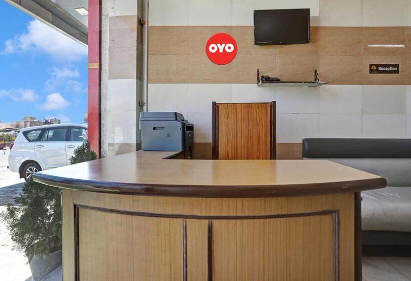 Oyo Hotel Girdhar