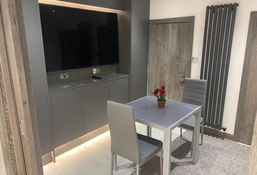 پانسیون Modern Studio In Natural Surroundings