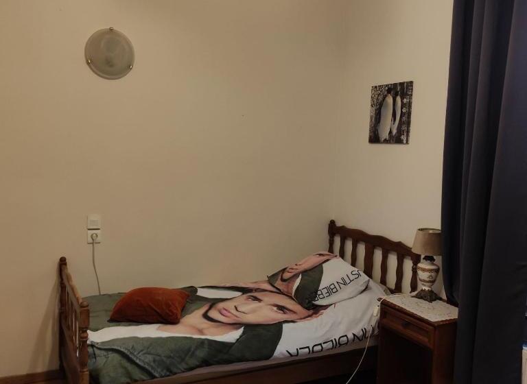 بنسيون Room In Bb   Chambre Z2 A Bruxelles
