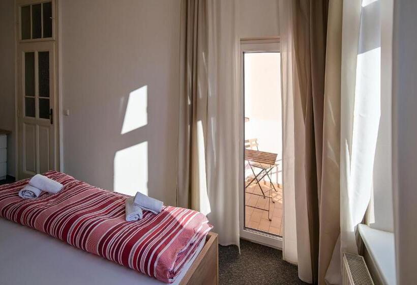 پانسیون Stodolní Apartment