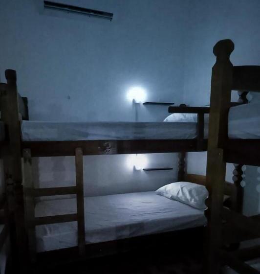 Yolo Hostel