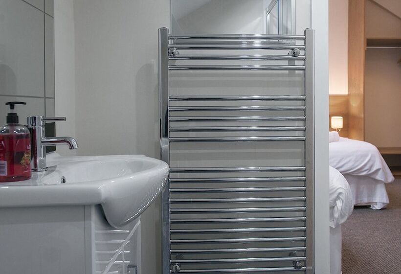 مبيت وإفطار Cargo Cafe Apartments