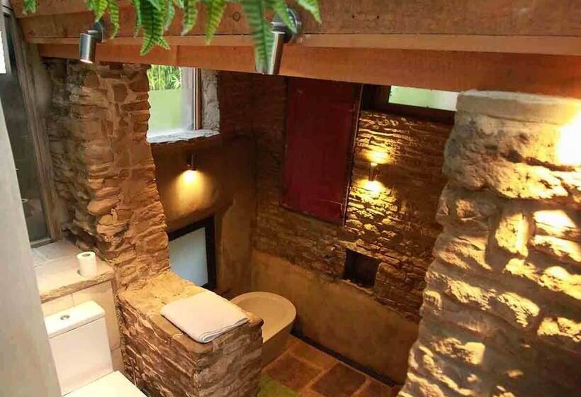 צימר The Lodge Rooms