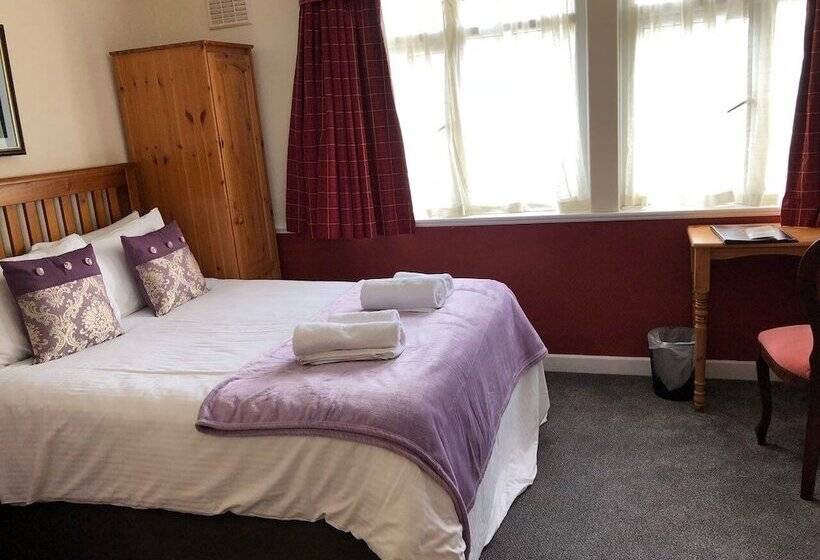 مبيت وإفطار The Woolaston Inn