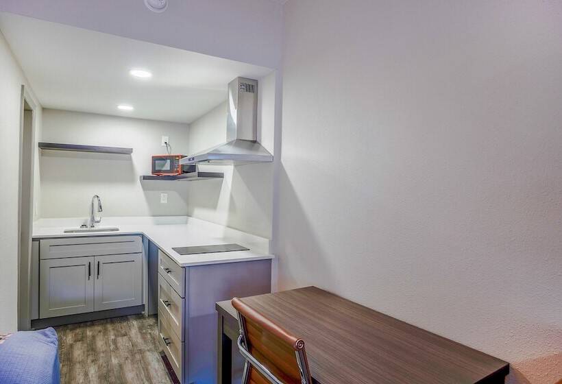 Budget Motel  Titusville