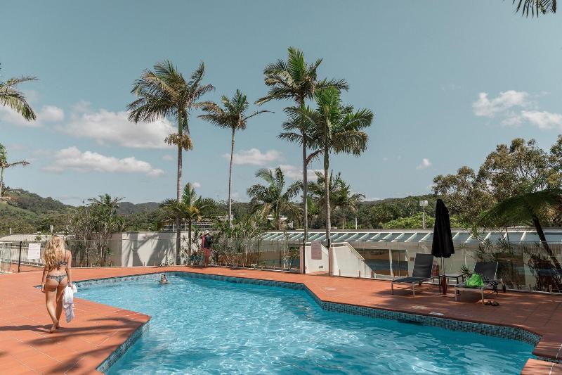 هتل Charlesworth Bay Beach Resort