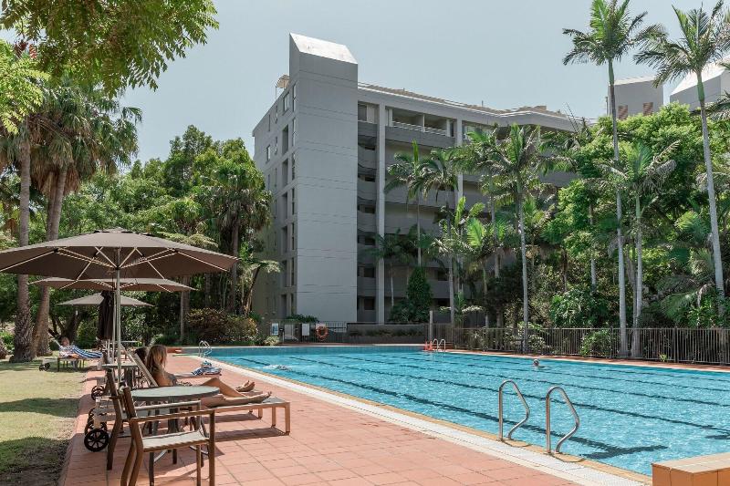 هتل Charlesworth Bay Beach Resort