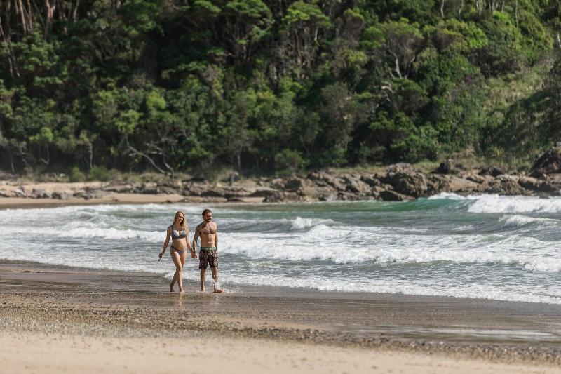 هتل Charlesworth Bay Beach Resort