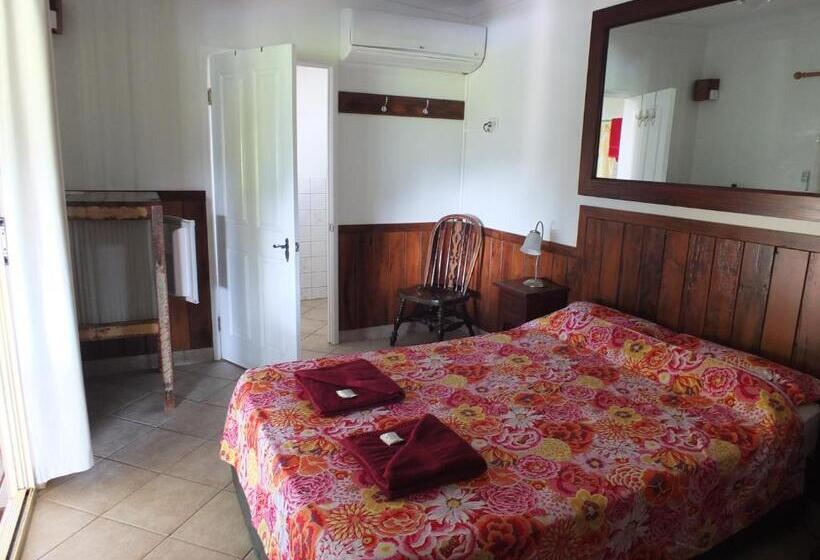 호텔 Daintree Riverview Lodges