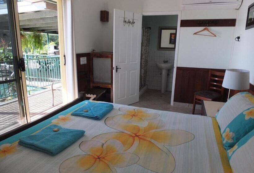 호텔 Daintree Riverview Lodges