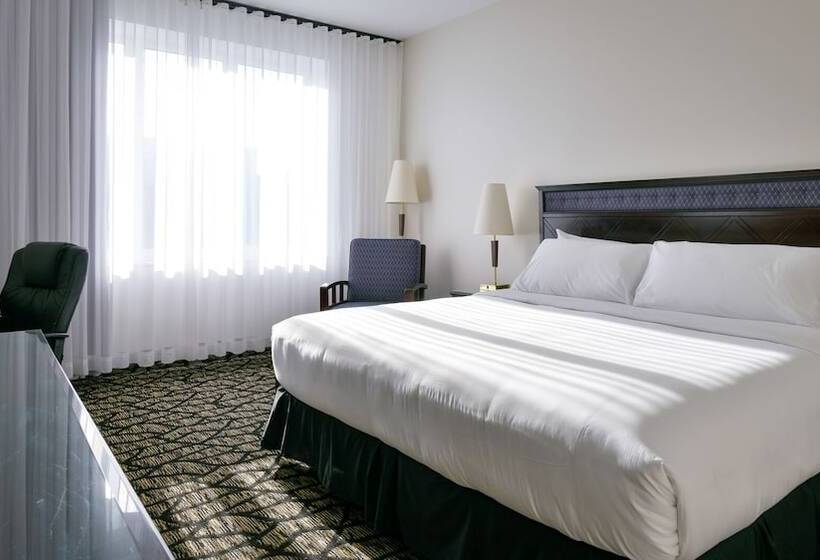 هتل Empire Suites