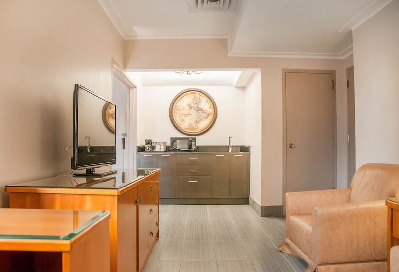 هتل Empire Suites