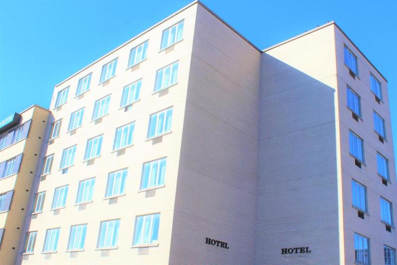 هتل Empire Suites