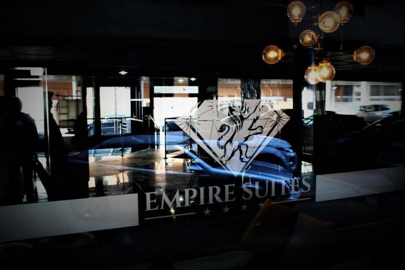 هتل Empire Suites