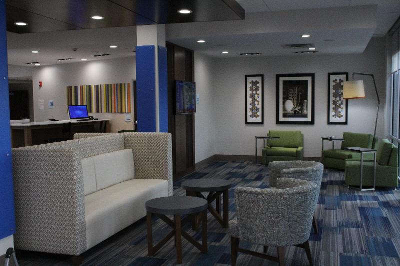 هتل Holiday Inn Express & Suites Milledgeville By Ihg