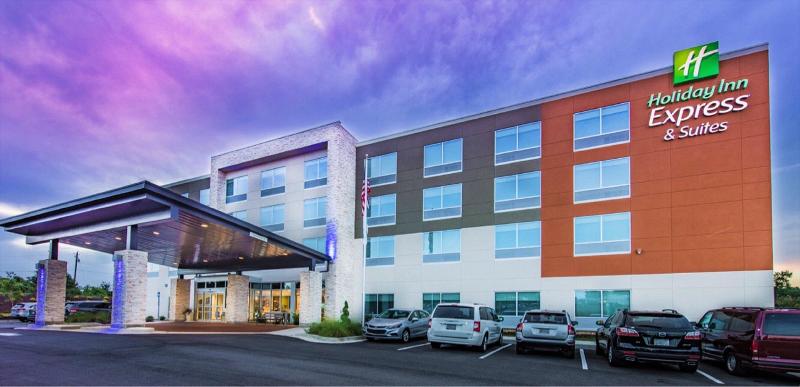 هتل Holiday Inn Express & Suites Milledgeville By Ihg