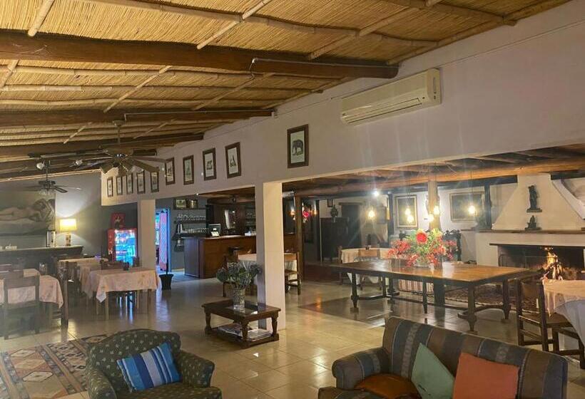 هتل La Castellana