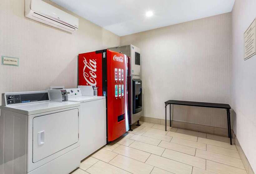 هتل La Quinta By Wyndham Odessa North   Sienna Tower