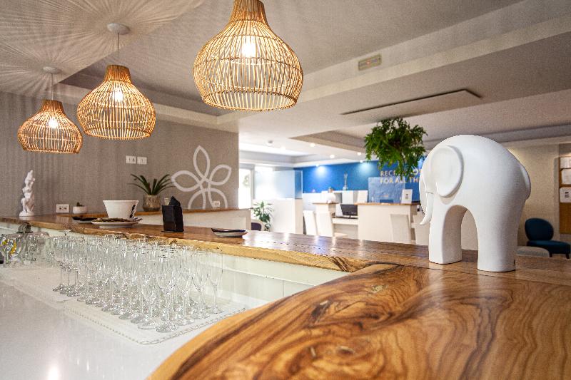 Отель Sentido Michelizia Tropea Resort